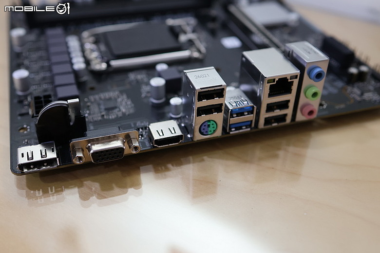 妖板專家再出招 ASR 華擎 H610M D4 D5 COMBO II
