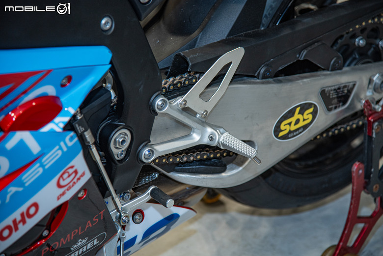 張雪機車 ZXMOTO 820RR實車開箱｜來自中國的三缸戰鬥機！WSBK SSP賽事當紅炸子雞！
