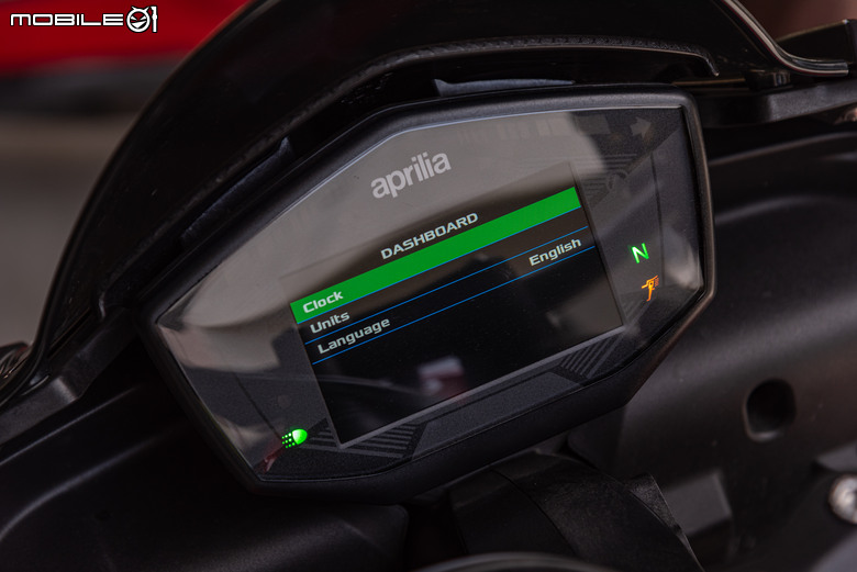 點我看大圖 Aprilia Tuono 660 試駕報告|手握燥熱戰鬥純血,電控帶來千變萬化!