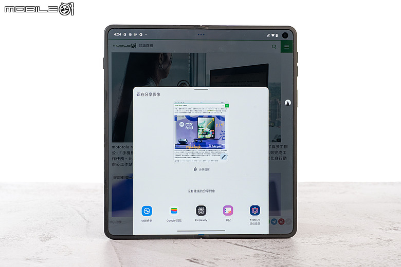 motorola razr fold｜首款大摺初試鋒芒，極致手寫體驗解放創作潛力！