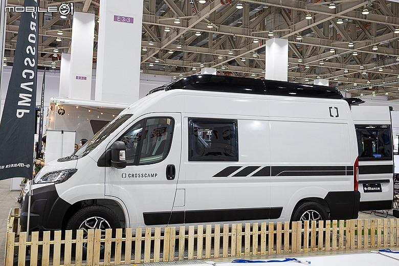 【採訪】Crosscamp 541 自走式露營車 358 萬元起上市，輕巧車身空間彈性多變！
