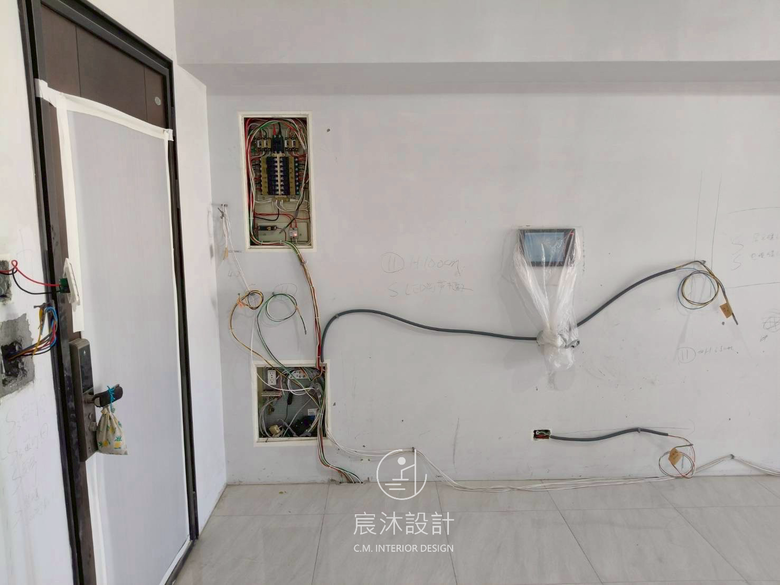 點我看大圖 【開箱】高端奶油住宅|17坪也能住出豪宅級質感|高雄室內設計