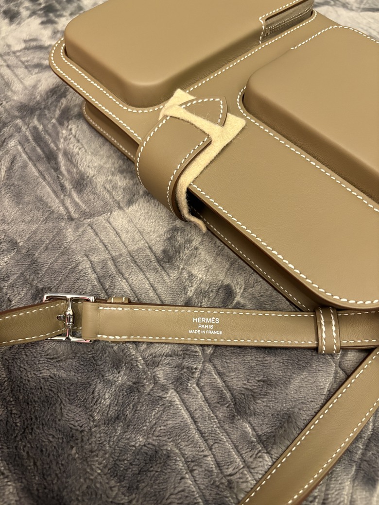 冷門寶藏還是工藝天花板？Hermès Équipier大象灰，越看越上癮的法式高級感