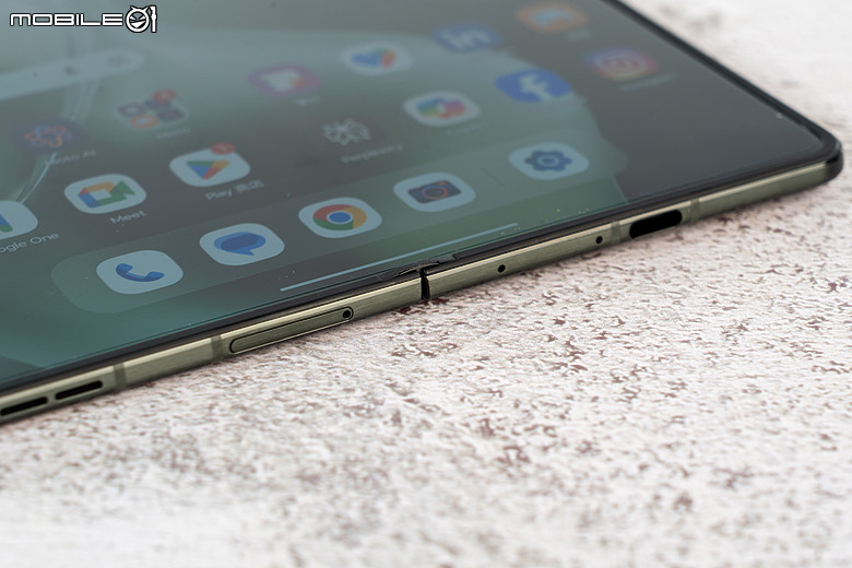 motorola razr fold｜首款大摺初試鋒芒，極致手寫體驗解放創作潛力！
