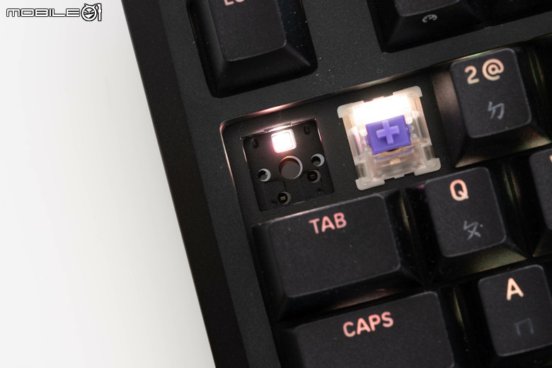CORSAIR GALLEON 100 SD 鍵盤開箱體驗 整合 Stream Deck 設計提供寬廣自訂功能的強大創作工具
