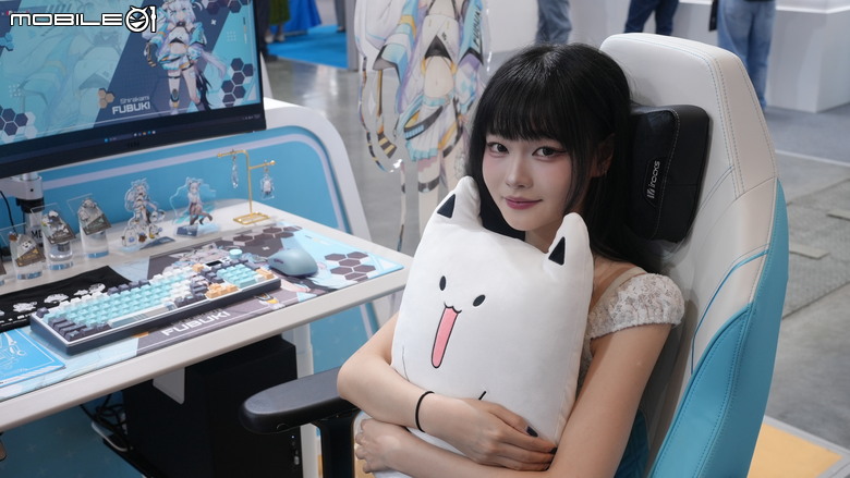 [COMPUTEX2026] 限量是殘酷的 IROCKS新品與 hololive聯名品上手玩