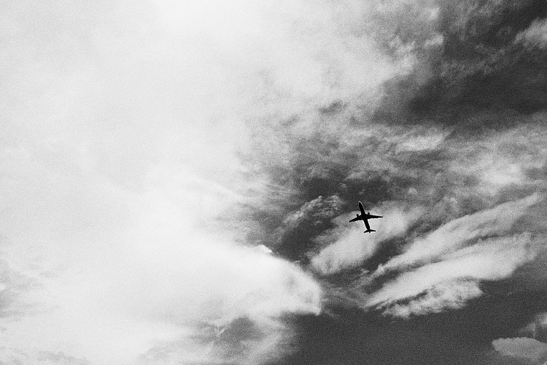 RICOH GR IV Monochrome 評測報告｜以純粹光影、譜寫口袋裡的黑白詩篇！