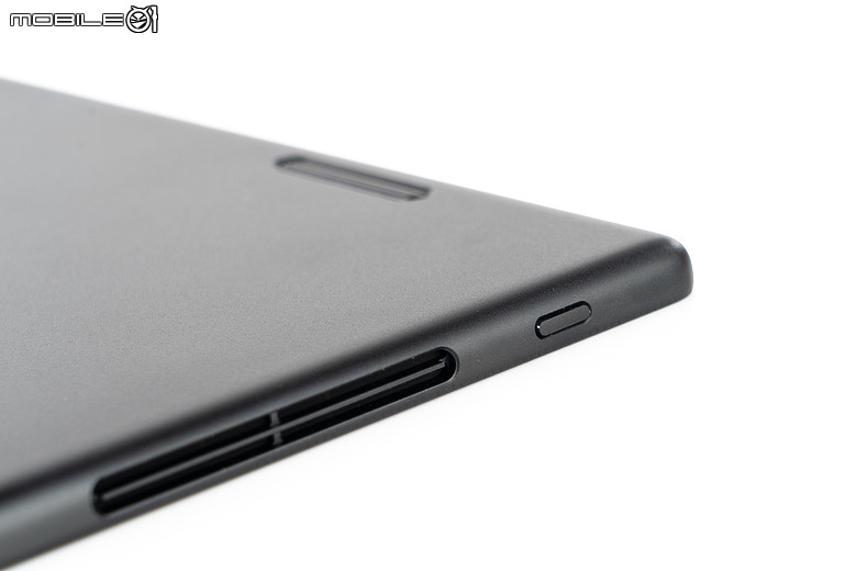 ASUS ProArt PZ14 (HT7407) 體驗｜尺寸更大、效能翻倍的隨身 AI 工作站！