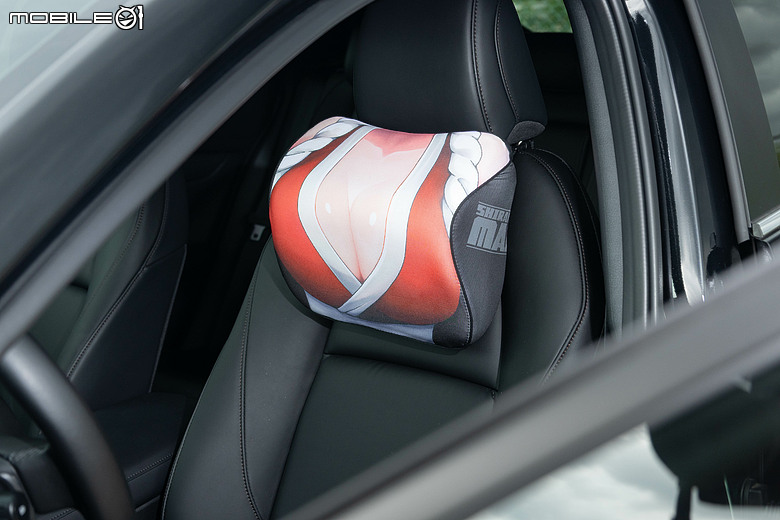人氣聯名、回憶經典，「拳皇'97」汽車配件與生活周邊用品開箱！