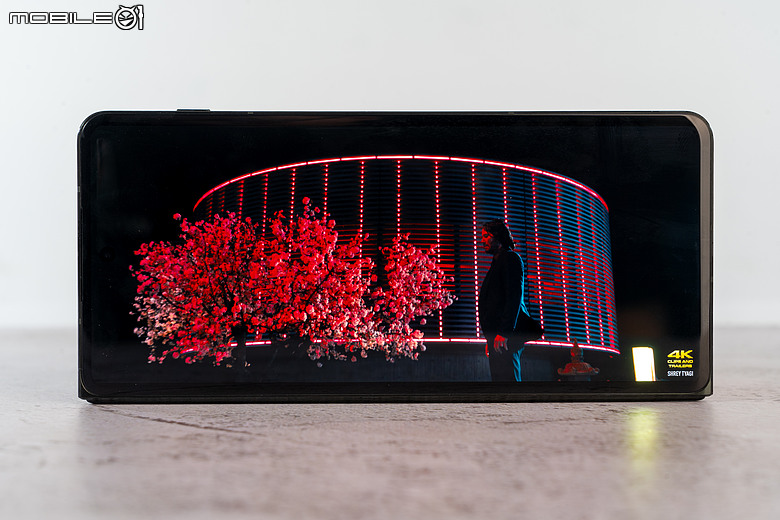 motorola razr fold｜首款大摺初試鋒芒，極致手寫體驗解放創作潛力！