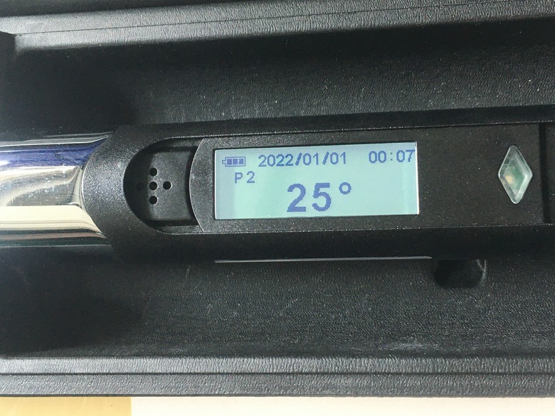 2016 Mazad 3 更換 LED 燈泡