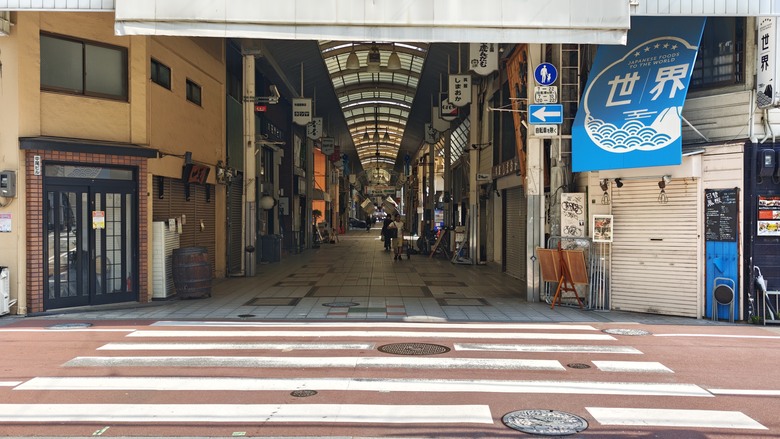 我與智能眼鏡的三天兩夜大阪快閃行 - Day2~Day3 - 天神橋筋商店街 / 梅田KYK炸豬排 / 阪急三番街 / 綱敷天神社御旅社 / 讀賣電視台柯南群像 / 通天閣 / 日本橋 / 達摩串炸 / 堺筋俱樂部 / INNN共乘體驗分享