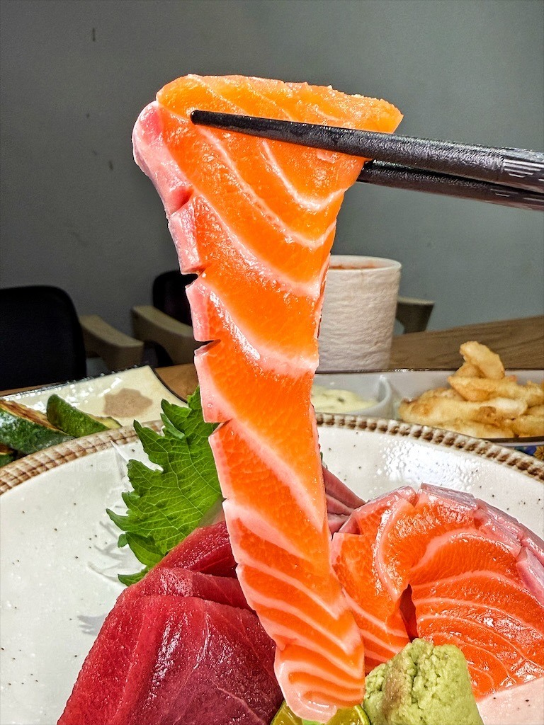 生魚片丼飯太銷魂!山藥細麵、一夜干都必點!適合聚餐包場