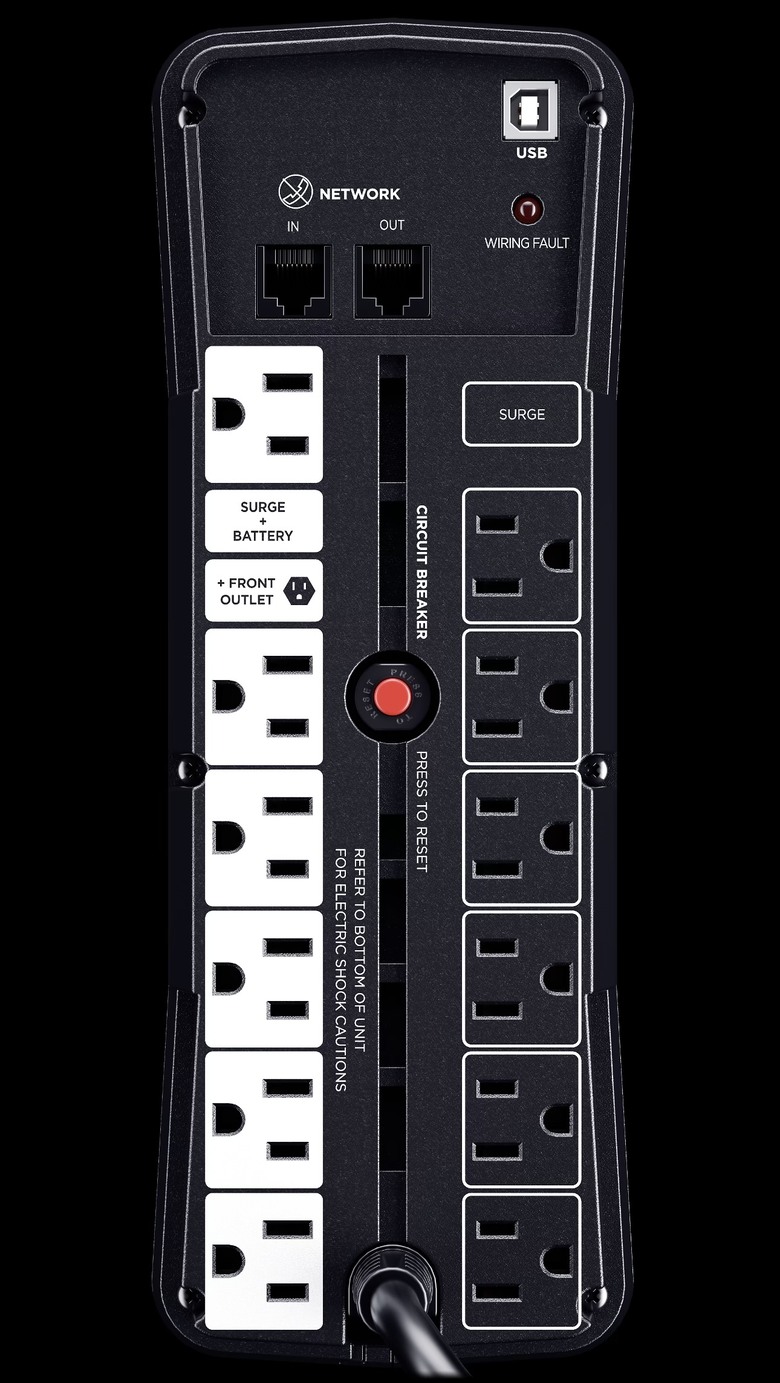 【深度開箱】CyberPower GX150C2M 不斷電系統:我的 「電力保險櫃」