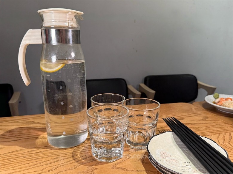 生魚片丼飯太銷魂!山藥細麵、一夜干都必點!適合聚餐包場
