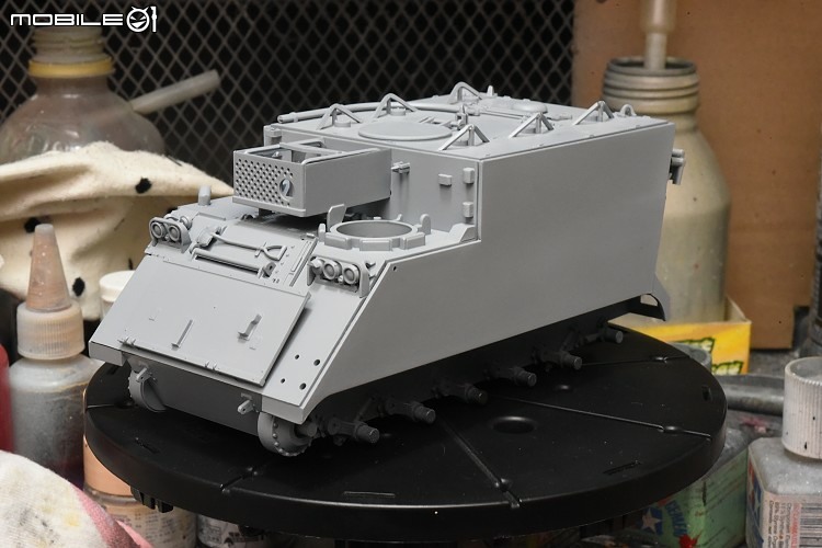 [模型製作記] M577 裝甲指揮車 1/35
