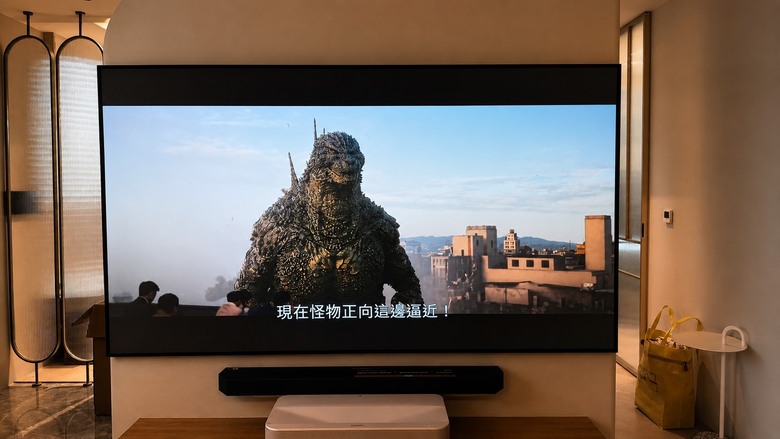 【案例分享】EPSON EH-LS970 雷射電視 100吋菲涅爾布幕 + Samsung Q990F 聲霸
