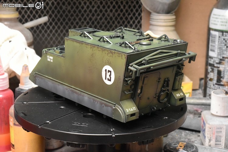 [模型製作記] M577 裝甲指揮車 1/35