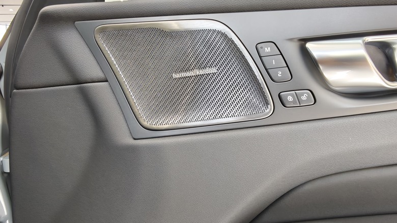 參加夏日健檢活動順便試乘New XC60~