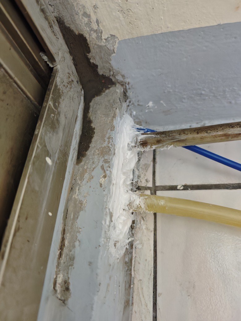 (DIY)落地窗框修繕過程分享