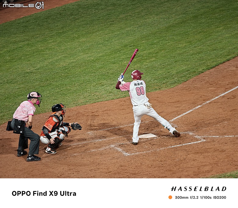 OPPO Find X9 Ultra 哈蘇增距鏡球場實戰｜免大砲也能拍清啦啦隊！