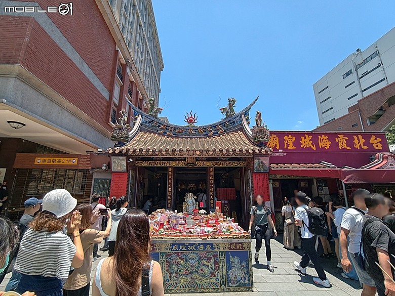 大稻埕霞海城隍廟、大稻埕遊客中心、大稻埕屈臣氏大藥房、六館街尾洋式店屋、李臨秋故居、千秋街店屋、李春生紀念教會、陳天來故居、原周進春茶行｜台原亞洲偶戲博物館｜逆風樓— 2026初夏之大稻埕散策 南段—民生西路以南至南京西路之間