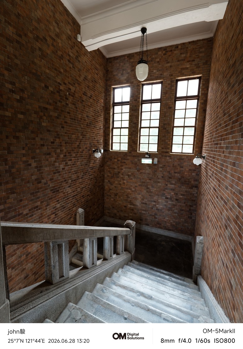 點我看大圖 115年基隆美術館(Eva Armisén 個展)&要塞司令部(洋食廚房)(OM-3、OM-5II、TG-7)