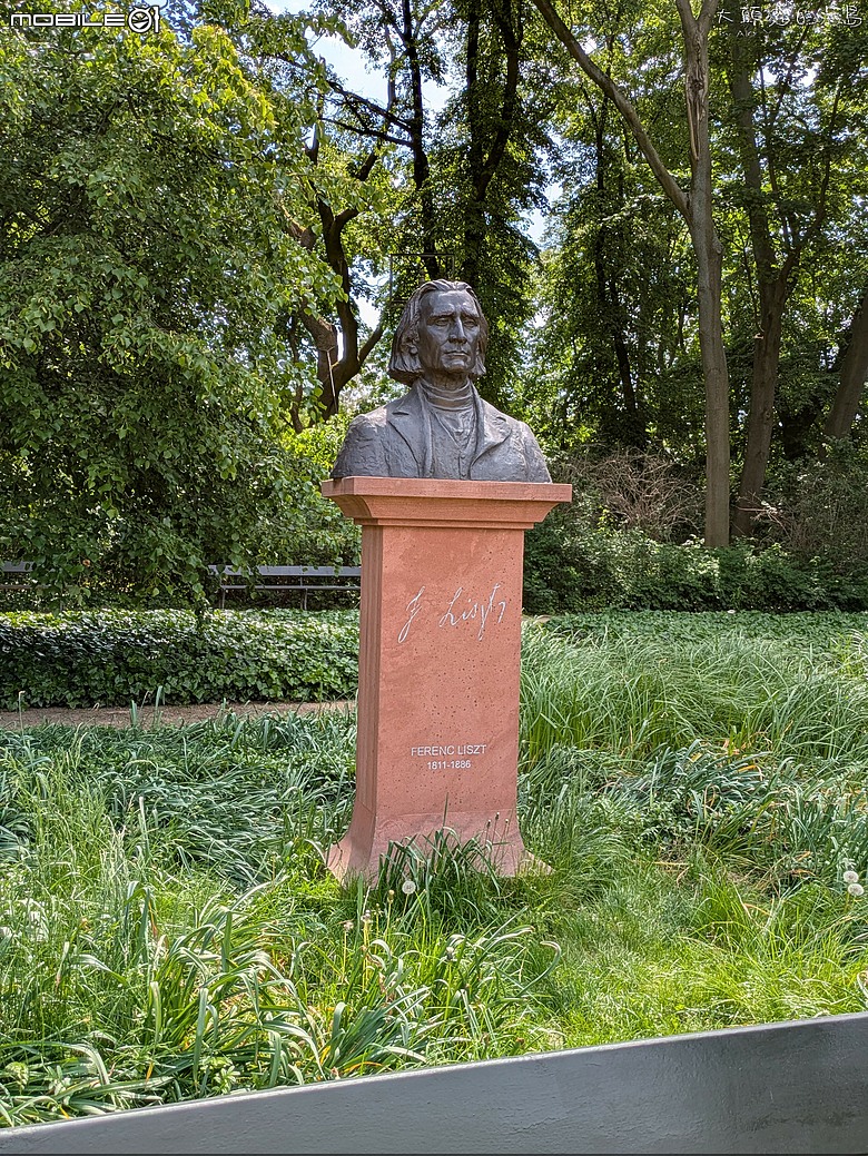 波蘭: 瓦津基公園 (Poland: Łazienki Park)