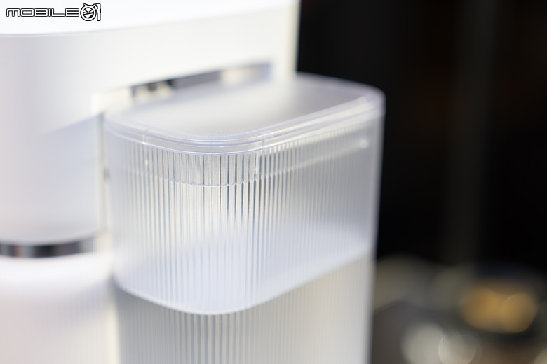 飛利浦 Philips Baristina 一滑極萃義式咖啡機登場!一按一滑一分鐘,現磨咖啡輕鬆享受
