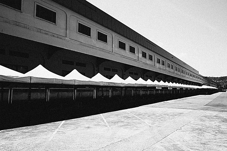 RICOH GR IV Monochrome 評測報告｜以純粹光影、譜寫口袋裡的黑白詩篇！