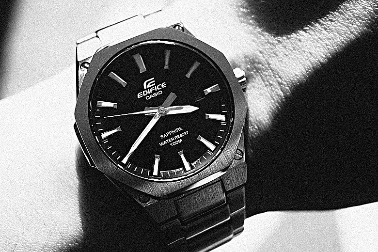 RICOH GR IV Monochrome 評測報告｜以純粹光影、譜寫口袋裡的黑白詩篇！