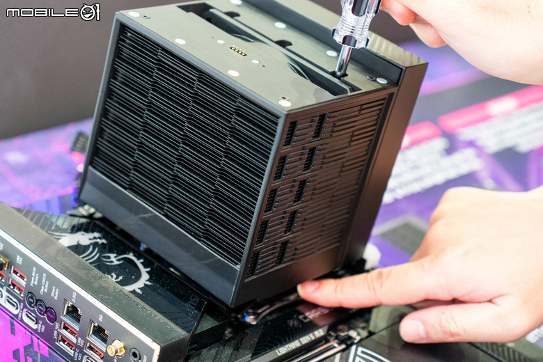 【Computex 2026】微星推出 MPG VIXTA 300 PZ 系列機殼與 COREFROZR AP15 空冷散熱器 打造更輕鬆客製 DIY 體驗