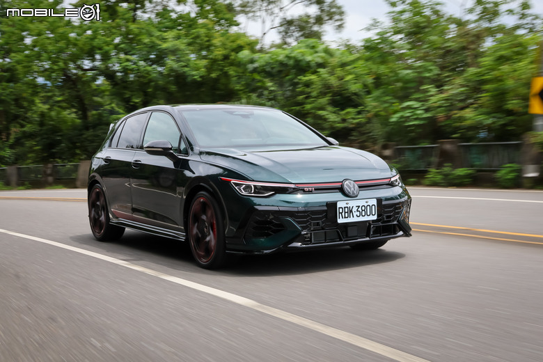 Volkswagen Golf GTI Edition 50 試駕｜全面升級還具有收藏價值、更能享受人車一體的快感！