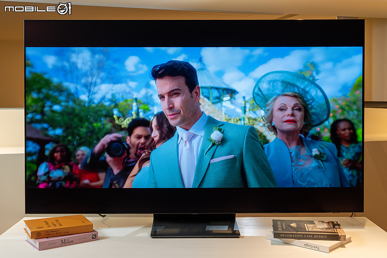 電視一台真的夠嗎?Samsung Micro RGB R85H 與 OLED S90H 智慧顯示器實測體驗|客廳共享、書房沉浸的電視新分工