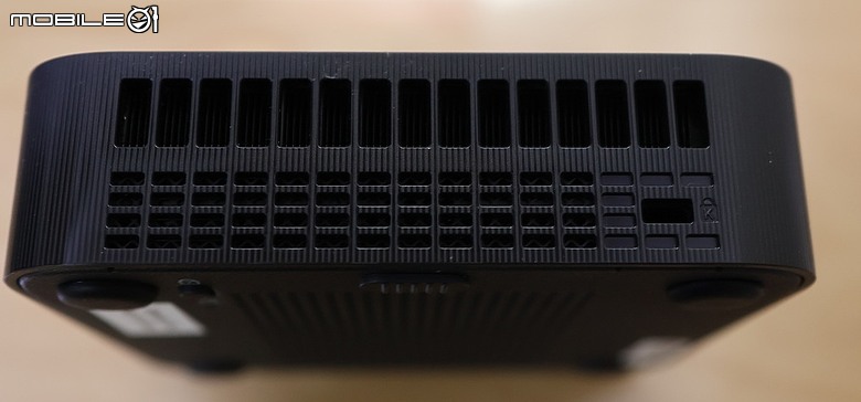 點我看大圖 迷你小巧功能強大 ASUS 商用級 ExpertCenter PN54-S1