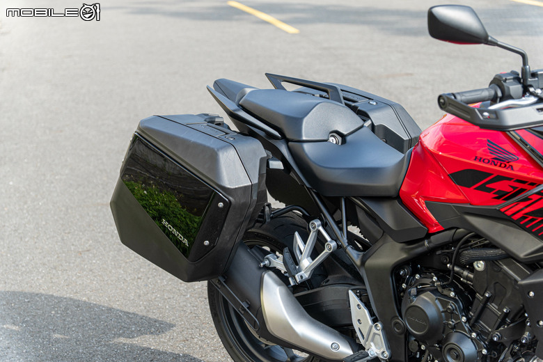 HONDA CB1000 GT 試駕｜不再做選擇，四缸、電懸、運動、舒適我全都要！