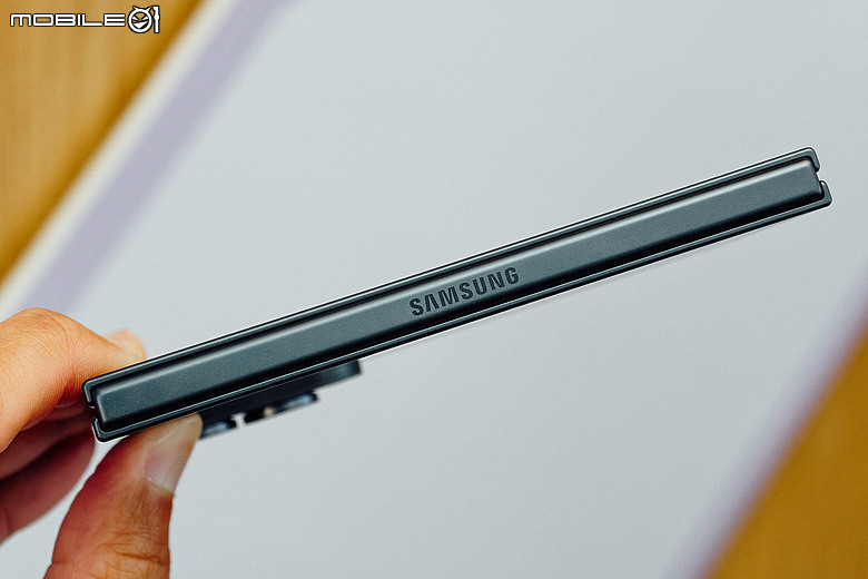 Samsung Galaxy Z Fold8「寬」摺疊領軍、Z Fold8 Ultra / Z Flip8 同步亮相!