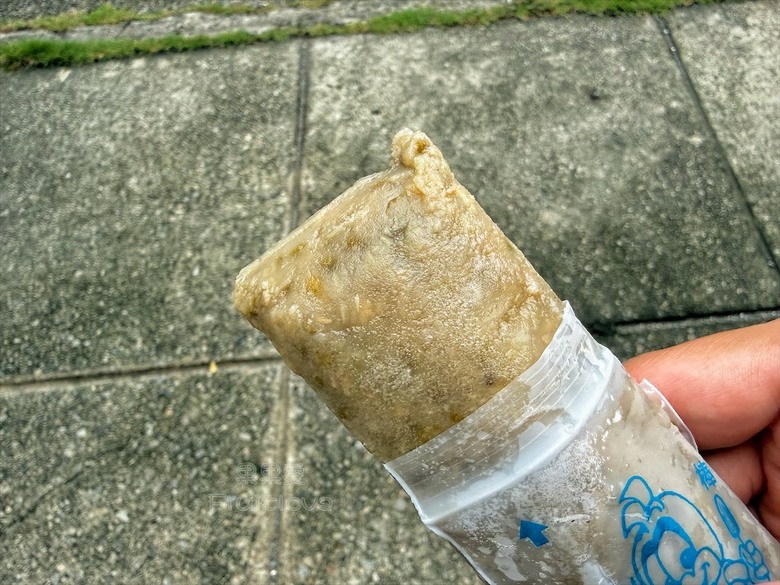 自製三款剉冰糖水，還有懷舊冰袋、飲料、冰棒與古早味滷肉飯