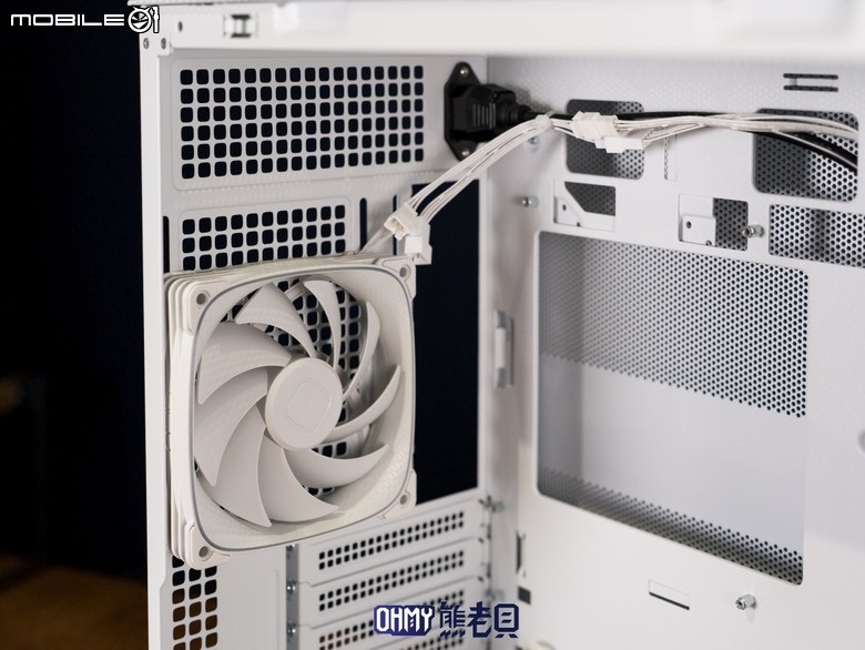 方正造型海景小機殼 幾何未來 Model 3 哪吒