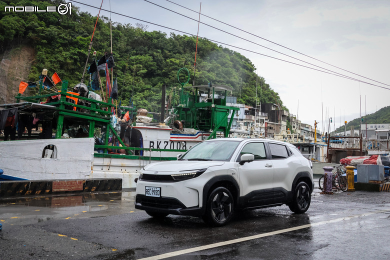 Toyota Urban Cruiser 試駕｜重新定義純電跨界休旅！