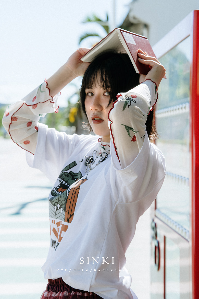點我看大圖 打破平價鏡頭印象,MEIKE 85mm F1.4 MIX II 展現成熟工藝 ▏開箱實用測試