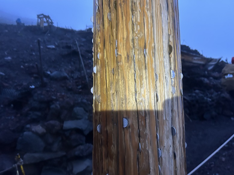 擱一擺雨中完登日本之顛-富士山