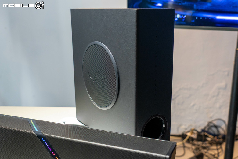 補完桌面信仰拼圖!ROG 推出 Gjallar 旗艦電競 Sound Bar 與 Raikiri II Pro PC 控制器