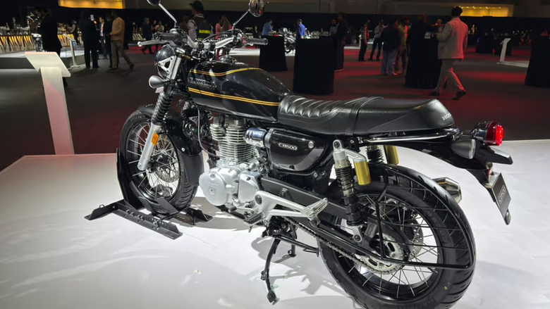 Honda CB500 印度發表，動力更大味道更足，傳奇四缸 Honda CB400 SUPER FOUR E-Clutch 日本發表！