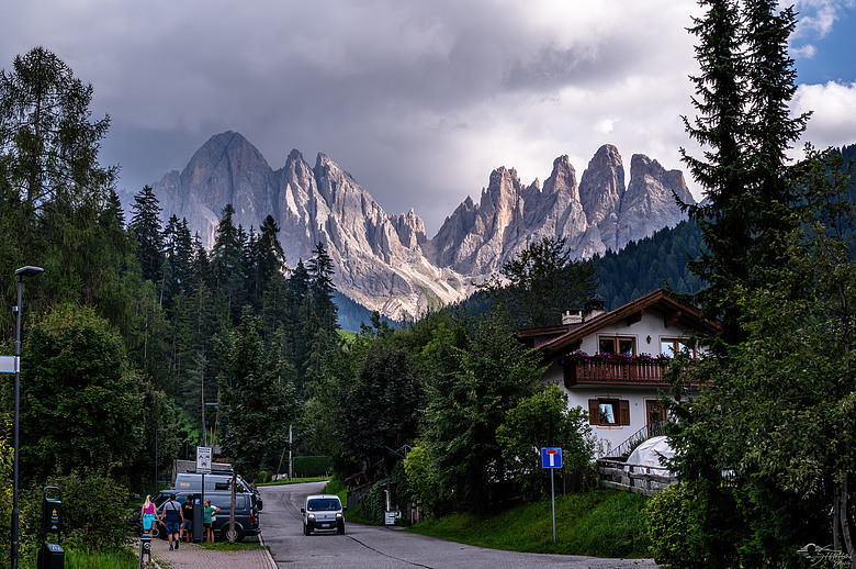 點我看大圖 2024瑞士義大利山脈之旅之19、0827 Panorama di Santa Maddalena富內斯山谷