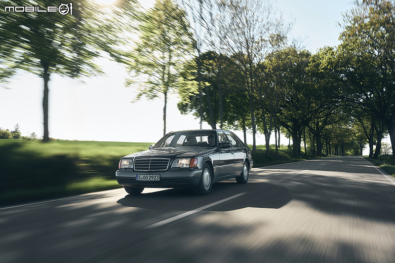 經典試駕|Mercedes-Benz W140 600 SEL,12缸大水牛的無窮魅力!
