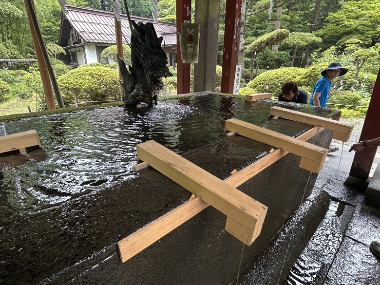 擱一擺雨中挑戰日本之顛-富士山