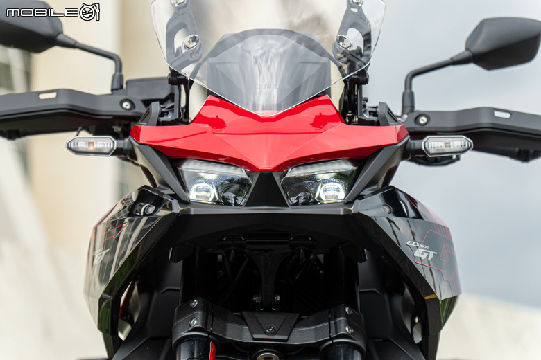 HONDA CB1000 GT 試駕｜不再做選擇，四缸、電懸、運動、舒適我全都要！
