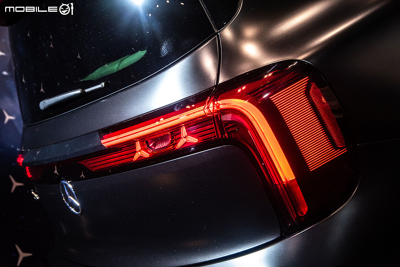 【採訪】預售價198萬元起，Mercedes-Benz全新純電GLB無預警現身！新年式GLE星耀版同步亮相！