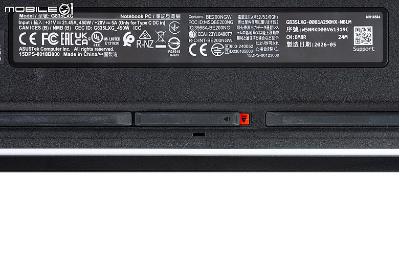 ROG Strix SCAR 18 (2026) G835｜升級 4K 240Hz 面板、全規格攻頂，再創電競機皇新標竿！